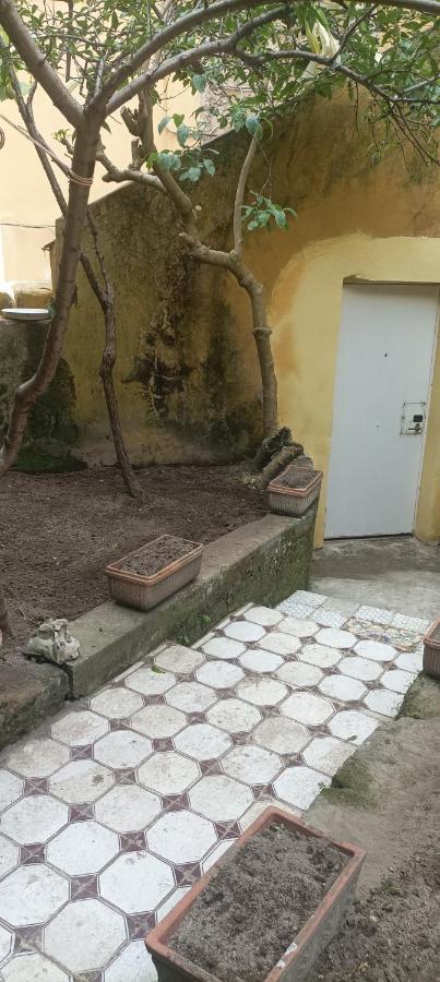 فندق Il Giardino Nascosto نابولي المظهر الخارجي الصورة